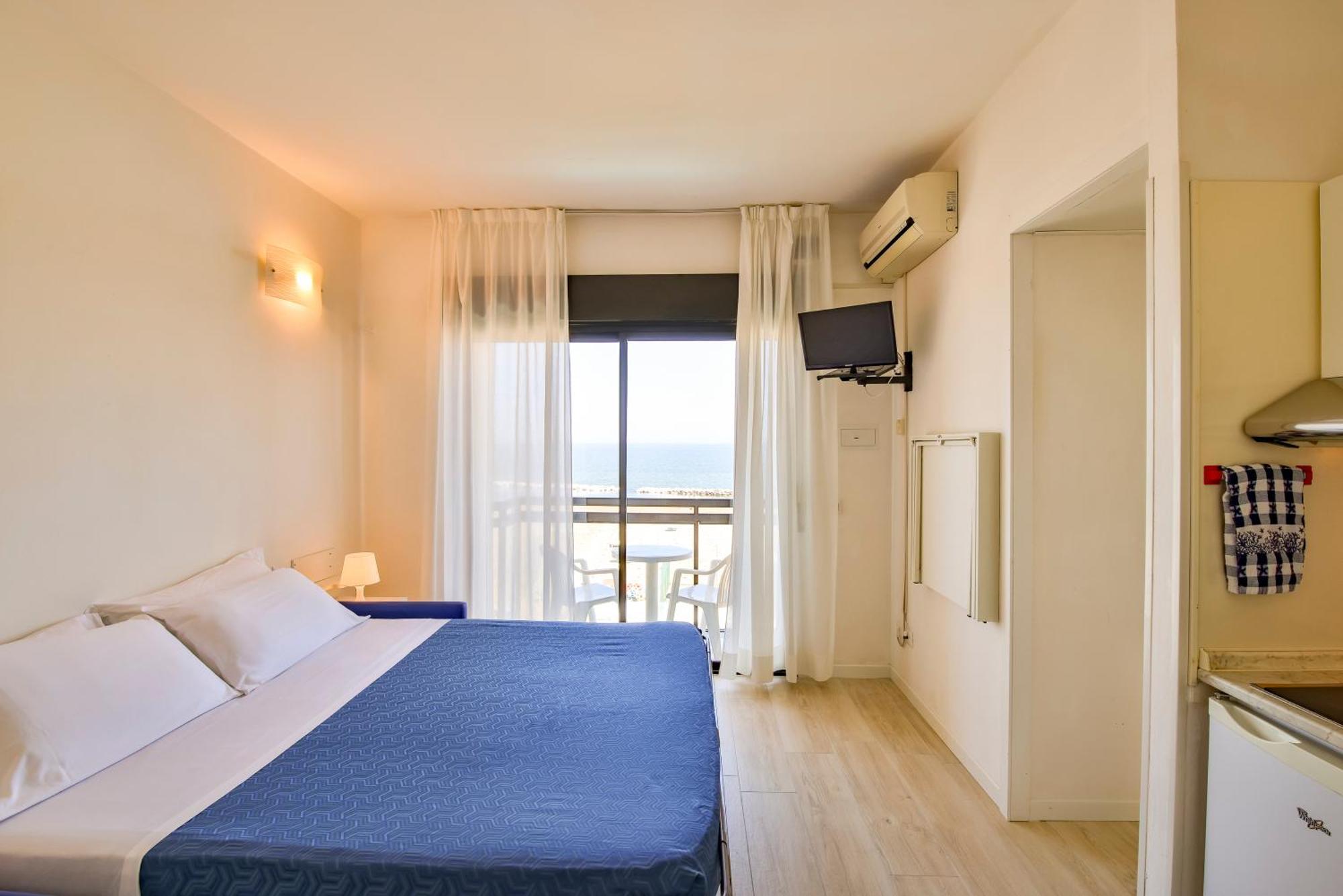 Aparthotel Rex 3*