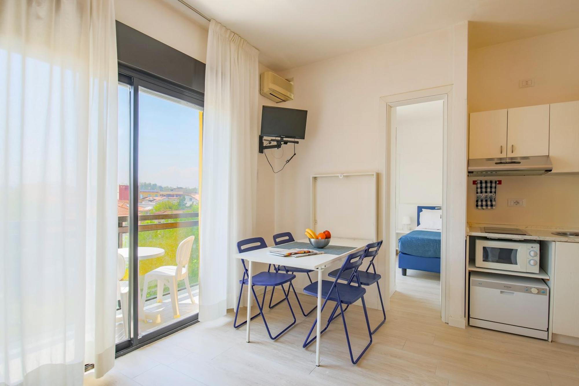 Rex Aparthotel