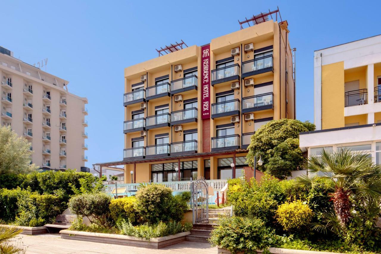 Aparthotel Rex